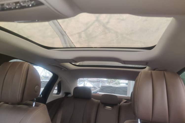 Used Mercedes-Benz E-Class 2023 E 300 L Stylish Model Headliner