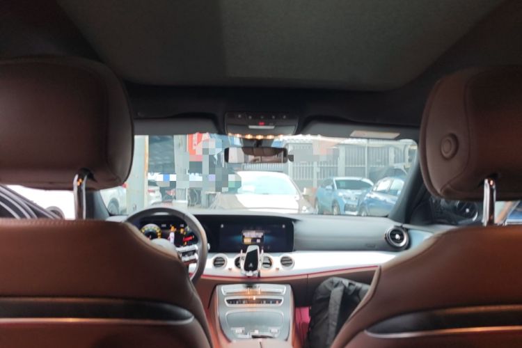 Used Mercedes-Benz E-Class 2023 Restyled E 300 L Sport Luxury Edition Headliner