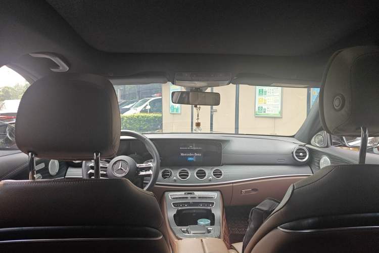 Used Mercedes-Benz E-Class 2023 E 260 L Sport Edition Headliner