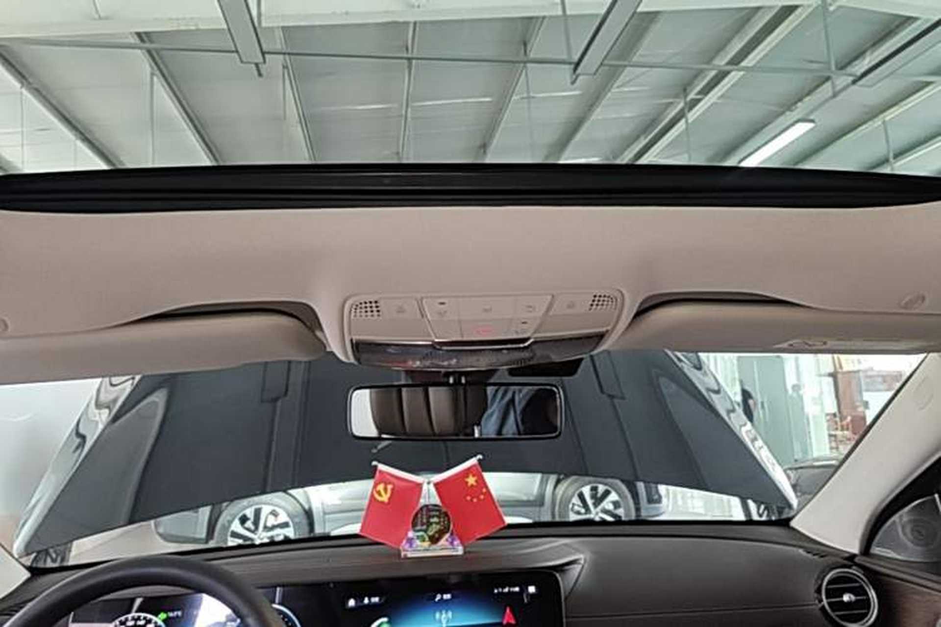 Used Mercedes-Benz E-Class 2023 Updated E 300 L Fashion Edition Headliner
