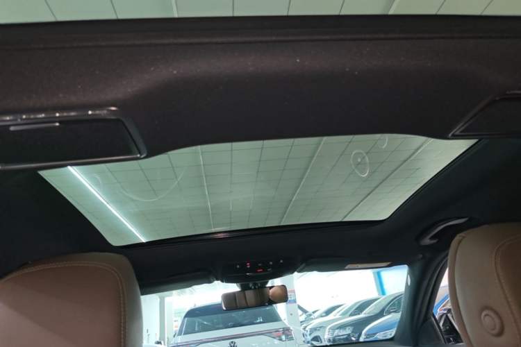 Used Mercedes-Benz E-Class 2023 Restyled E 300 L Sporty and Stylish Edition Headliner