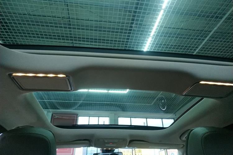 Used Mercedes-Benz E-Class 2023 E 260 L Headliner