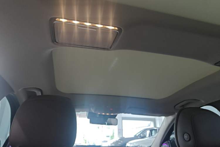 Used Mercedes-Benz E-Class 2023 Revised E 300 L Prestige Edition Headliner