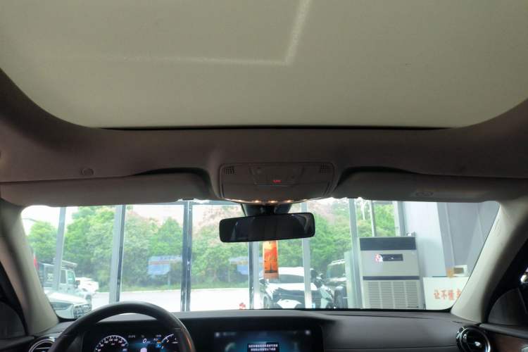 Used Mercedes-Benz E-Class 2023 Updated E 300 L Luxury Edition Headliner
