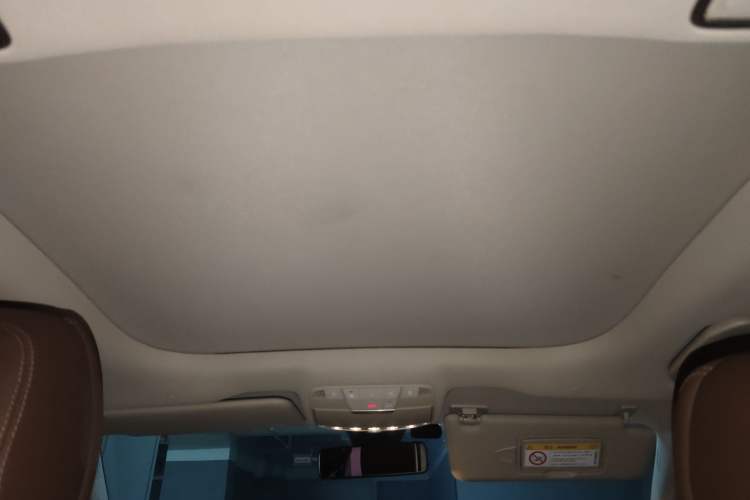 Used Mercedes-Benz E-Class 2023 E 300 L Luxury Model Headliner