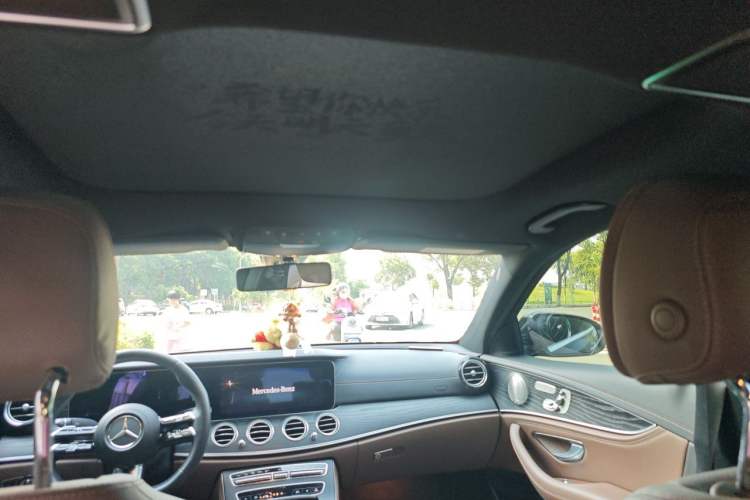 Used Mercedes-Benz E-Class 2023 E 300 L Sport Luxury Edition Headliner