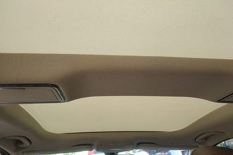 Used Mercedes-Benz E-Class 2023 E 260 L Headliner