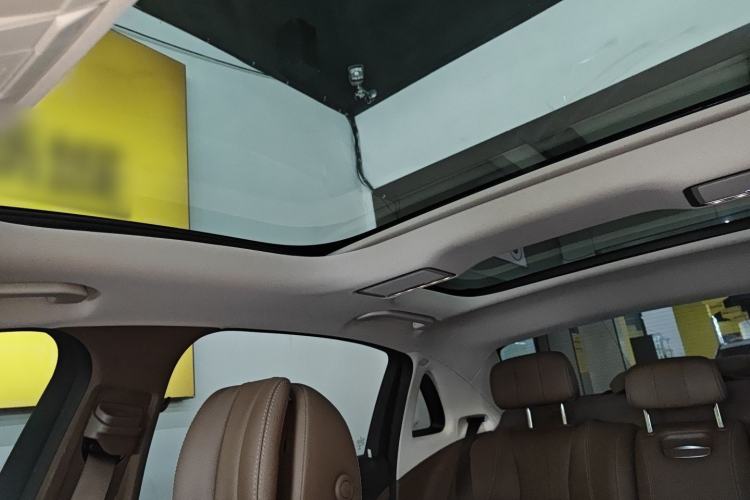 Used Mercedes-Benz E-Class 2023 E 300 L Stylish Model Headliner