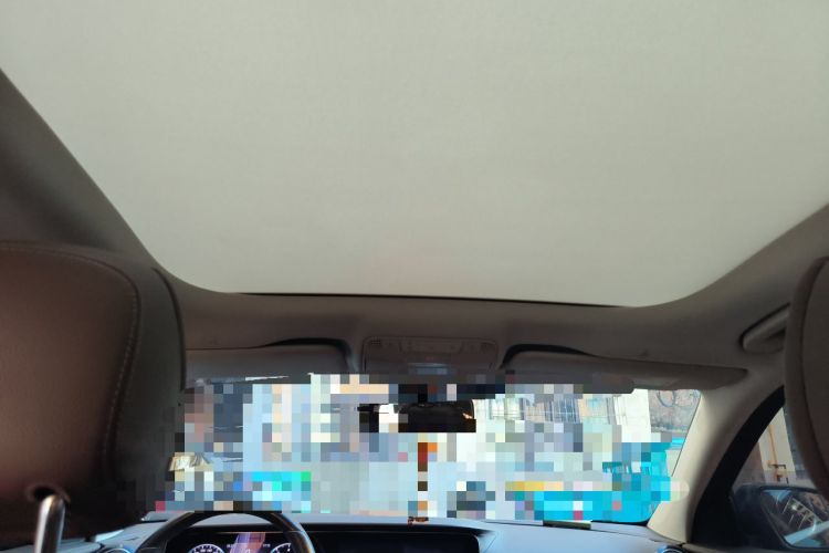 Used Mercedes-Benz E-Class 2023 Facelift E 260 L Headliner