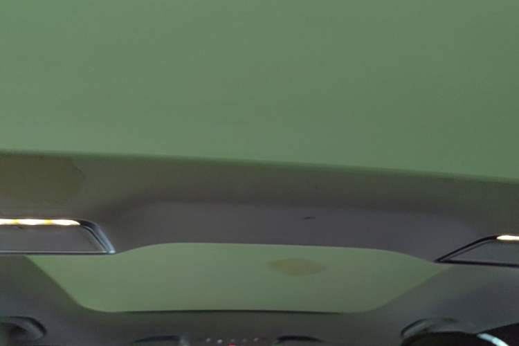 Used Mercedes-Benz E-Class 2023 Updated E 300 L Fashion Edition Headliner