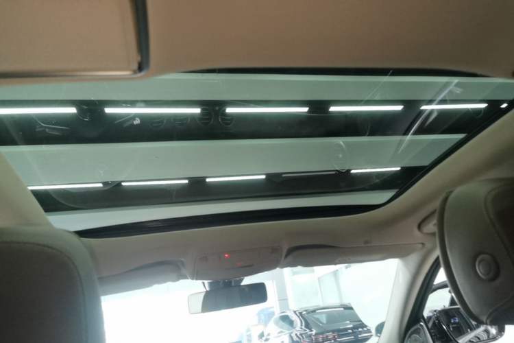 Used Mercedes-Benz E-Class 2023 E 300 L Luxury Model Headliner