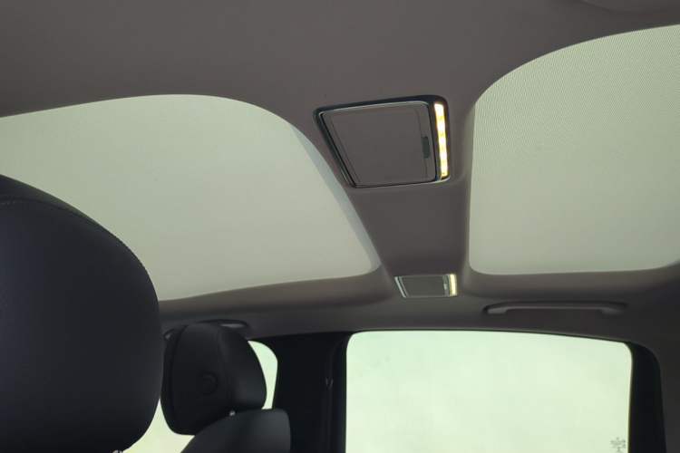 Used Mercedes-Benz E-Class 2023 E 300 L Stylish Model Headliner