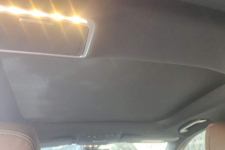 Used Mercedes-Benz E-Class 2023 Restyled E 300 L Sport Luxury Edition Headliner