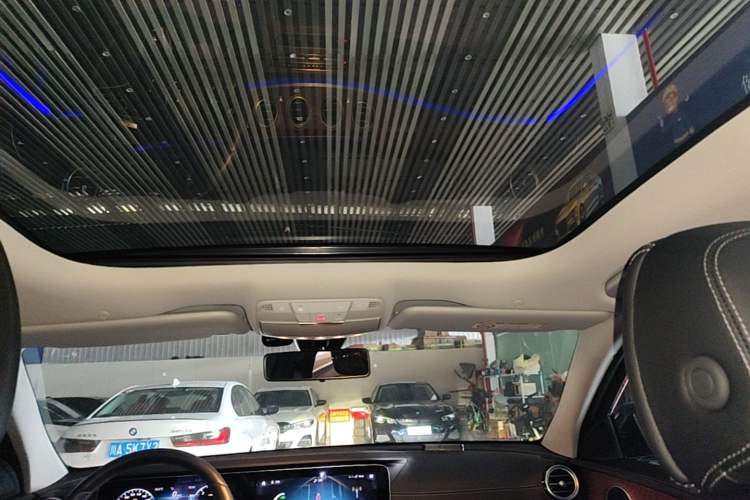Used Mercedes-Benz E-Class 2023 E 260 L Headliner