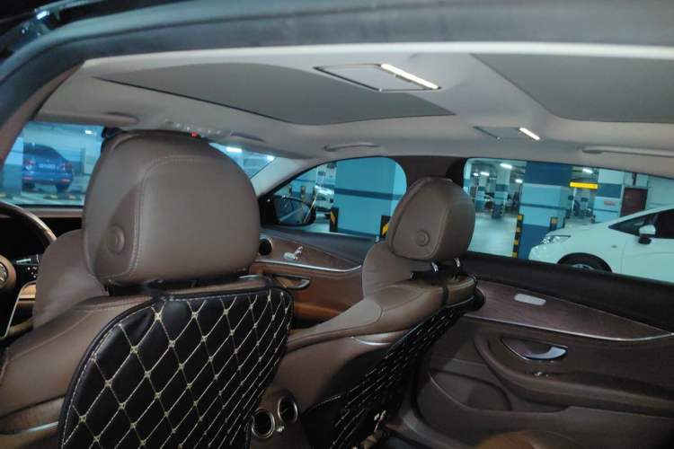 Used Mercedes-Benz E-Class 2023 E 260 L Headliner