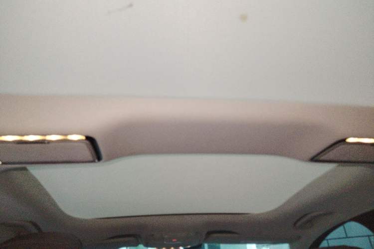 Used Mercedes-Benz E-Class 2023 Updated E 300 L Luxury Edition Headliner