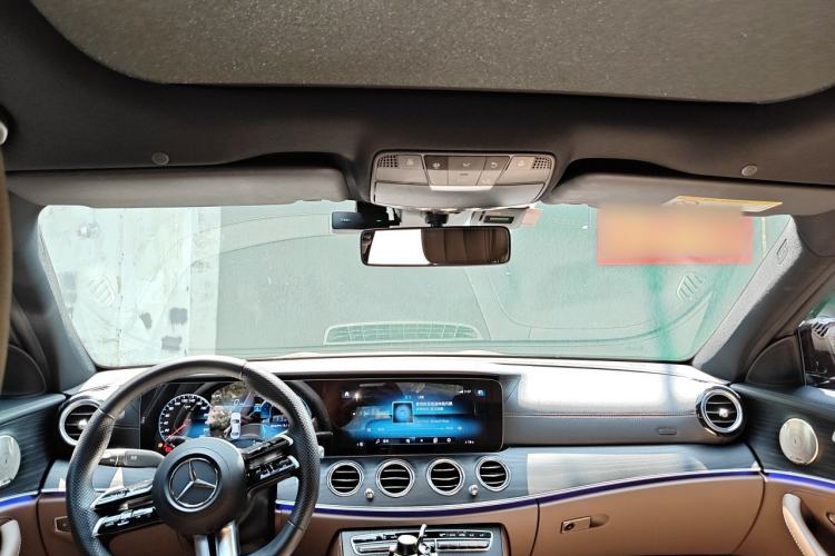 Used Mercedes-Benz E-Class 2023 E 300 L Sport Luxury Edition Headliner