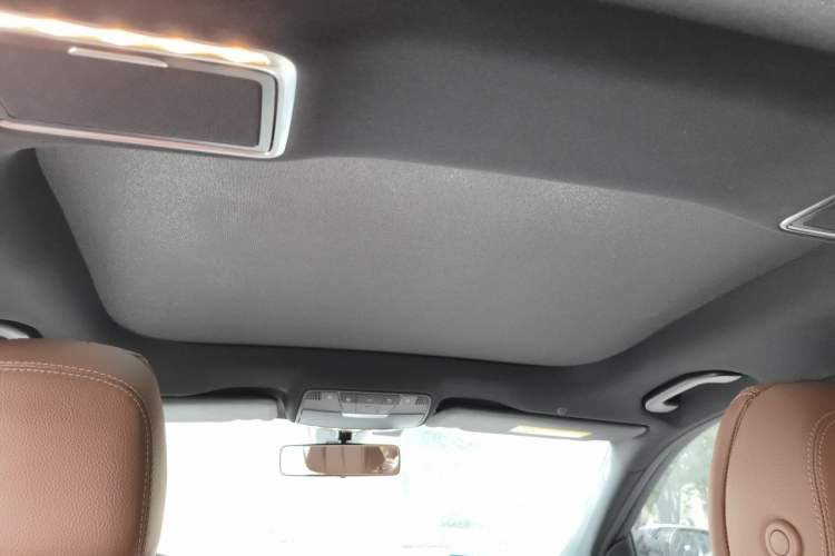 Used Mercedes-Benz E-Class 2023 E 260 L Sport Edition Headliner