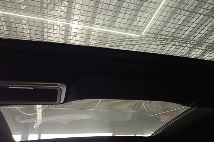 Used Mercedes-Benz E-Class 2023 Restyled E 300 L Sport Luxury Edition Headliner