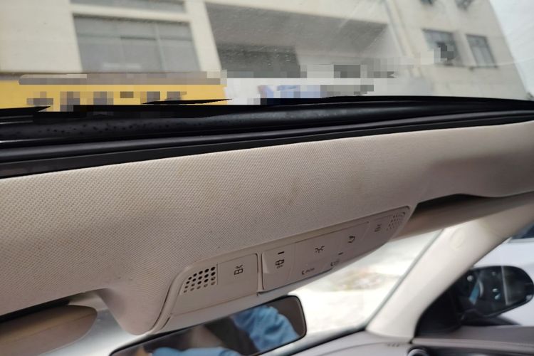 Used Mercedes-Benz E-Class 2023 E 260 L Headliner