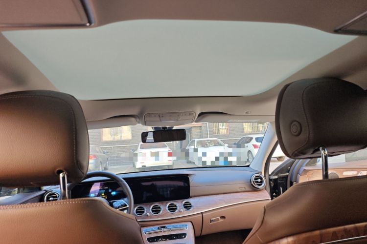 Used Mercedes-Benz E-Class 2023 Updated E 300 L Fashion Edition Headliner