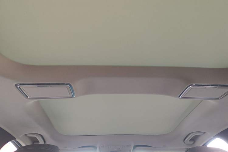 Used Mercedes-Benz E-Class 2023 E 300 L Luxury Model Headliner