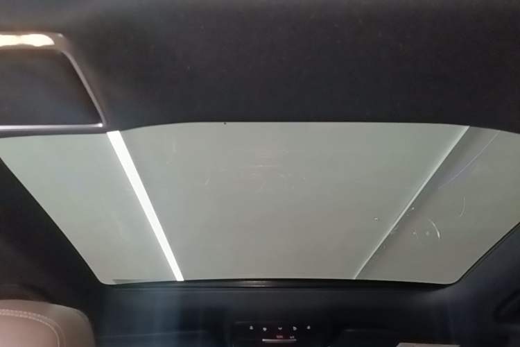 Used Mercedes-Benz E-Class 2023 E 260 L Sport Edition Headliner
