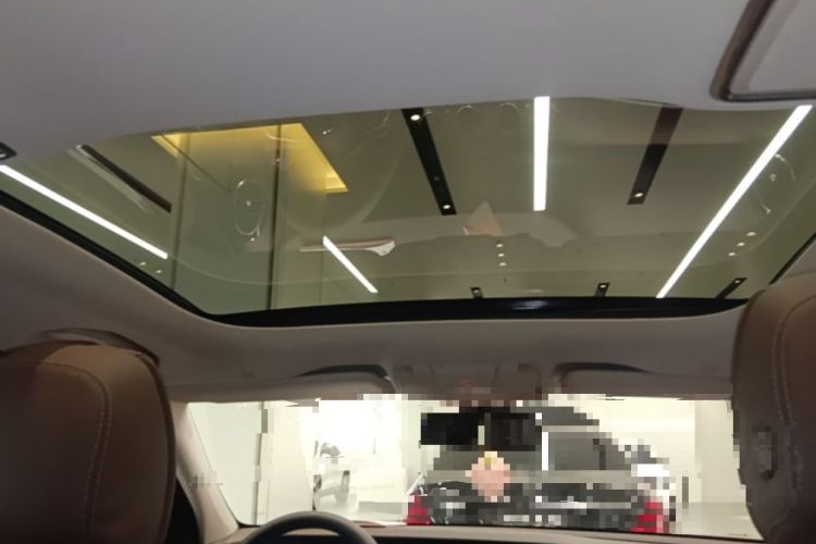 Used Mercedes-Benz E-Class 2023 Updated E 300 L Fashion Edition Headliner