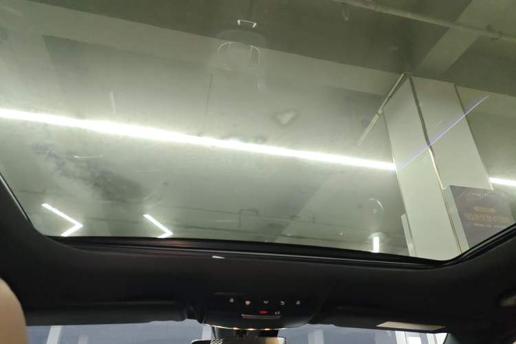 Used Mercedes-Benz E-Class 2023 E 260 Stylish Sports Edition Headliner