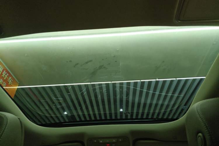 Used Mercedes-Benz E-Class 2023 Updated E 300 L Luxury Edition Headliner
