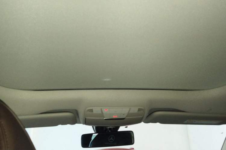 Used Mercedes-Benz E-Class 2023 Updated E 300 L Luxury Edition Headliner