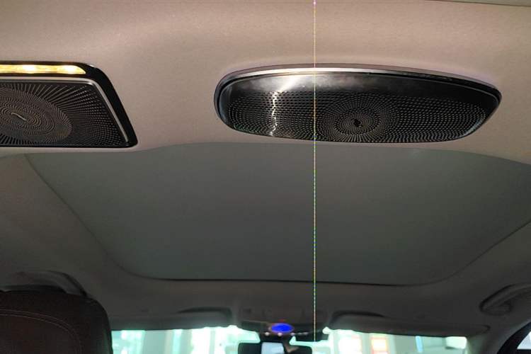 Used Mercedes-Benz E-Class 2023 Updated E 300 L Luxury Edition Headliner