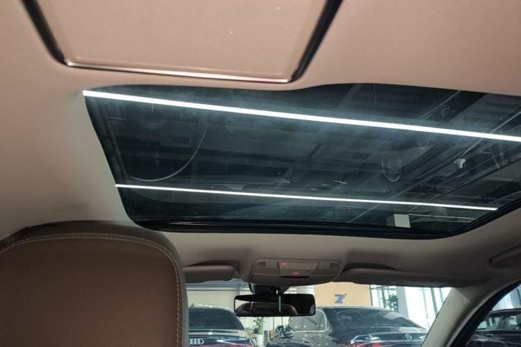 Used Mercedes-Benz E-Class 2023 E 300 L Luxury Model Headliner