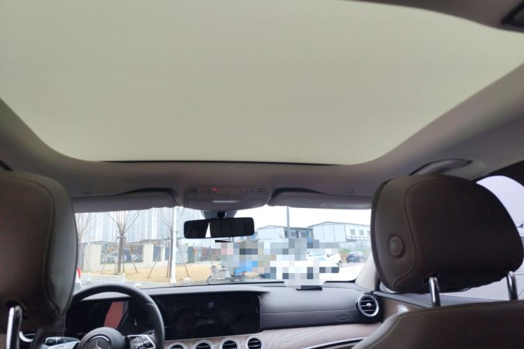 Used Mercedes-Benz E-Class 2023 E 260 L Headliner