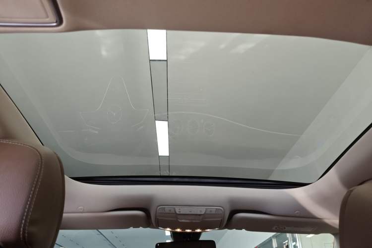 Used Mercedes-Benz E-Class 2023 E 300 L Luxury Model Headliner