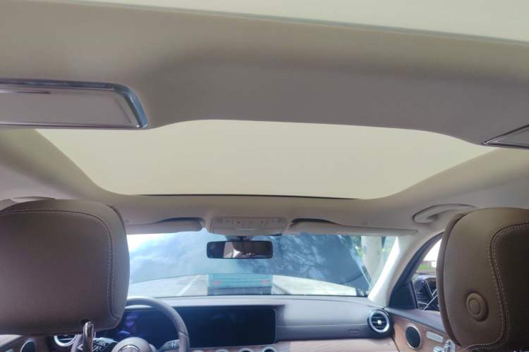 Used Mercedes-Benz E-Class 2023 E 300 L Stylish Model Headliner