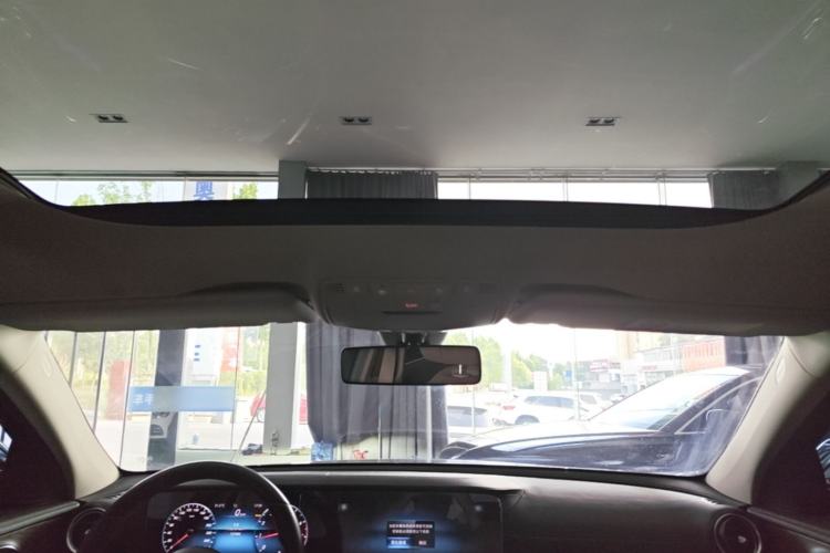 Used Mercedes-Benz E-Class 2023 Updated E 300 L Fashion Edition Headliner