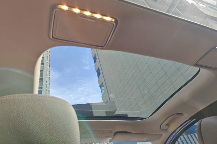 Used Mercedes-Benz E-Class 2023 E 300 L Luxury Model Headliner
