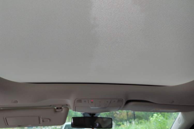 Used Mercedes-Benz E-Class 2023 Updated E 300 L Luxury Edition Headliner