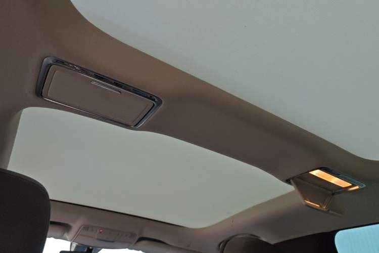 Used Mercedes-Benz E-Class 2023 E 300 L Stylish Model Headliner