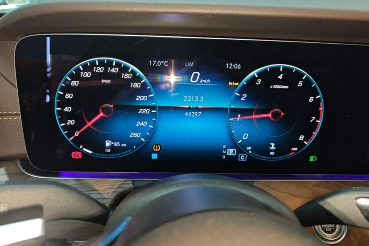 Used Mercedes-Benz E-Class 2023 Updated E 300 L Fashion Edition Instrument Cluster