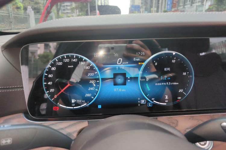 Used Mercedes-Benz E-Class 2023 Updated E 300 L Luxury Edition Instrument Cluster