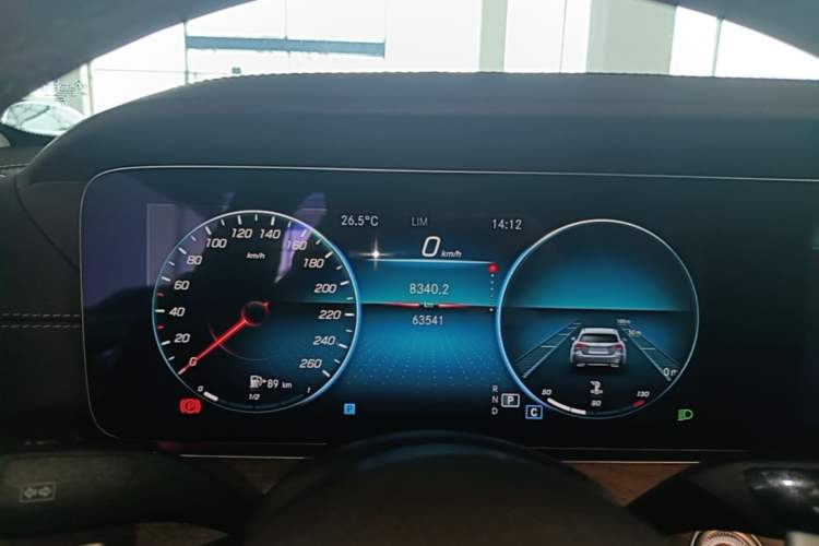 Used Mercedes-Benz E-Class 2023 Updated E 300 L Fashion Edition Instrument Cluster