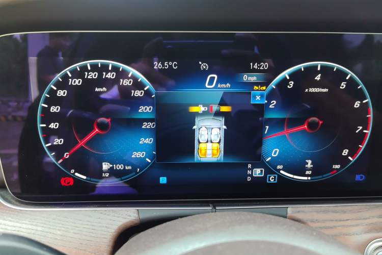 Used Mercedes-Benz E-Class 2023 Updated E 300 L Fashion Edition Instrument Cluster