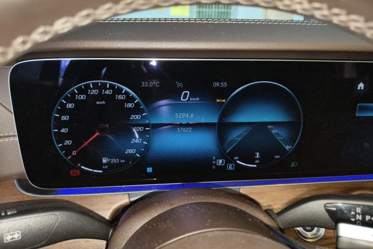 Used Mercedes-Benz E-Class 2023 Facelift E 260 L Instrument Cluster