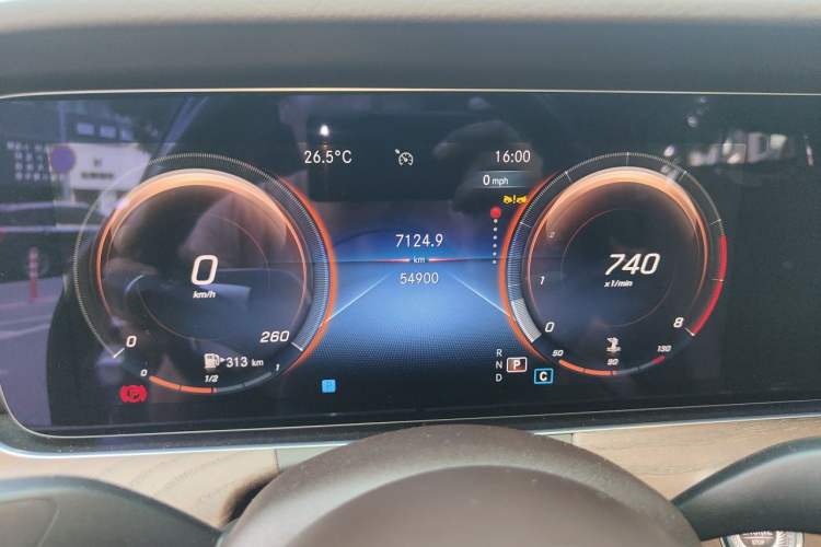 Used Mercedes-Benz E-Class 2023 Facelift E 260 L 4MATIC Instrument Cluster