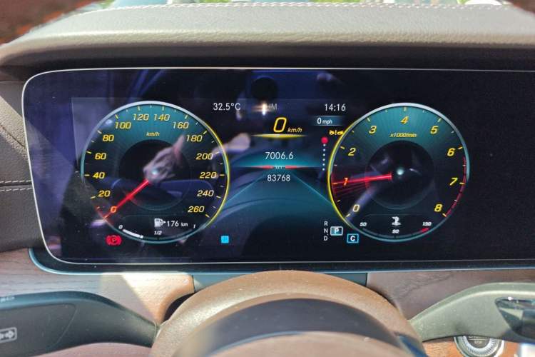 Used Mercedes-Benz E-Class 2023 E 260 L Instrument Cluster