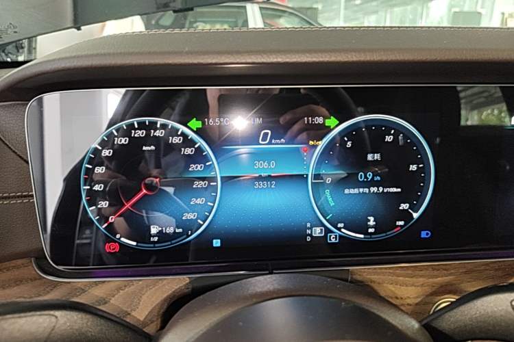Used Mercedes-Benz E-Class 2023 Updated E 300 L Fashion Edition Instrument Cluster
