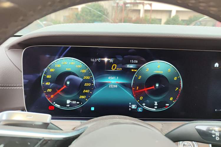 Used Mercedes-Benz E-Class 2023 Updated E 300 L Luxury Edition Instrument Cluster