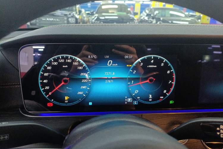 Used Mercedes-Benz E-Class 2023 Restyled E 300 L Sport Luxury Edition Instrument Cluster